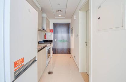 Apartment - Studio - 1 for rent in Carson B - Carson - Damac Hills - Dubai