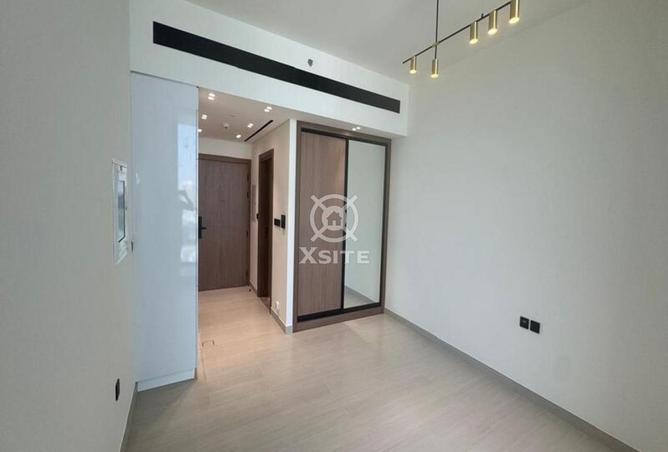 62077035 - Property Main Image