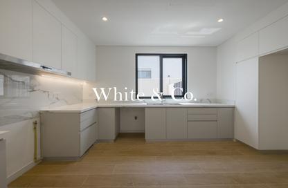 Townhouse - 4 - 5 for rent in Jebel Ali Village Townhouses - Jebel Ali Village - Jebel Ali - Dubai