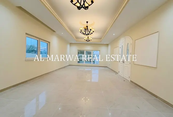 156486621 - Property Image 2