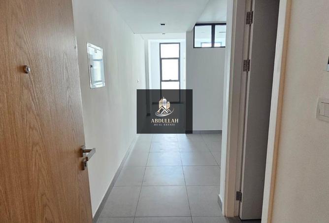 73112376 - Property Image 2