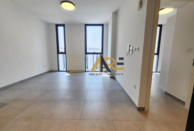 121103011 - Property Image 3