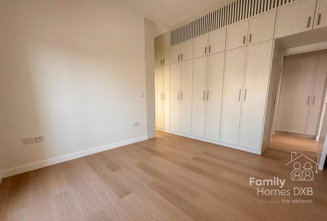 70266833 - صورة العقار 3