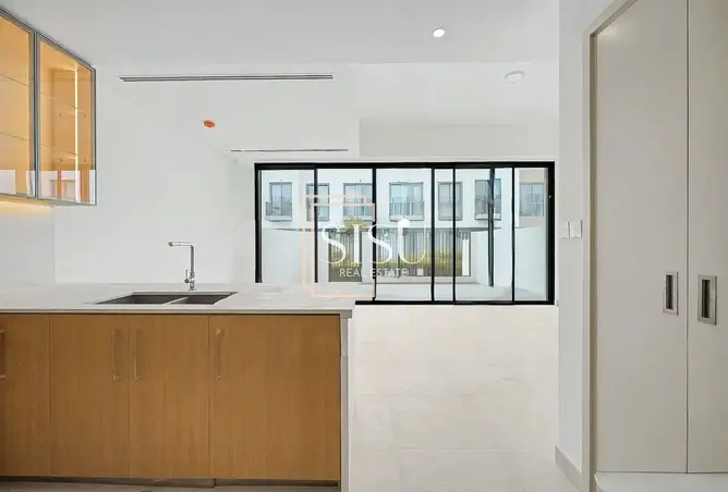151923017 - Property Image 3