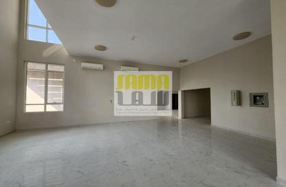Villa - 5 Bedrooms - 7 Bathrooms for rent in Madinat Al Riyad - Abu Dhabi