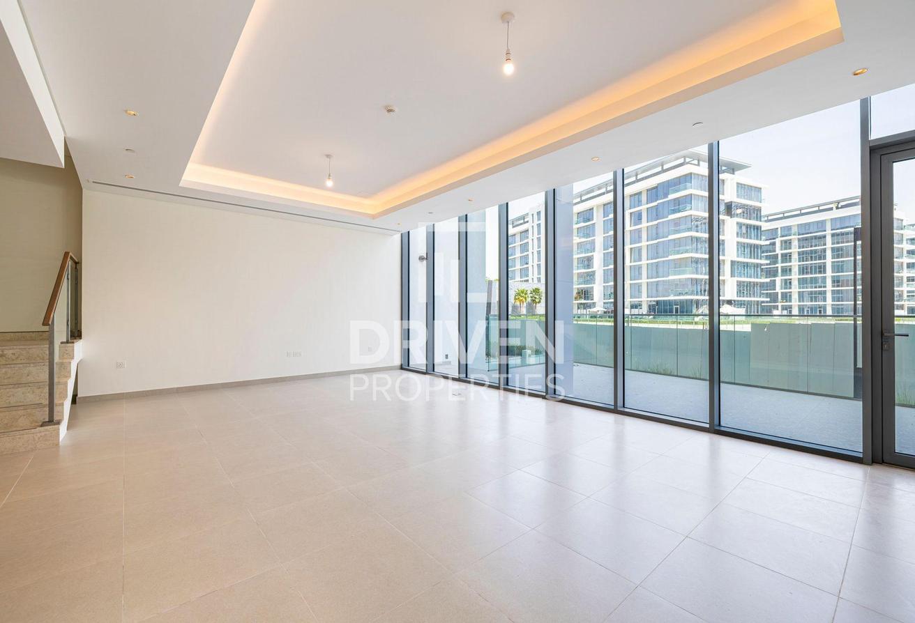 Exclusive Duplex | Lagoon View | No Overlooking photo 5