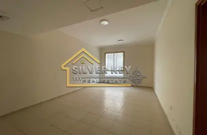 Apartment - 1 Bedroom - 2 Bathrooms for rent in Al Qulaya'ah - Al Sharq - Sharjah
