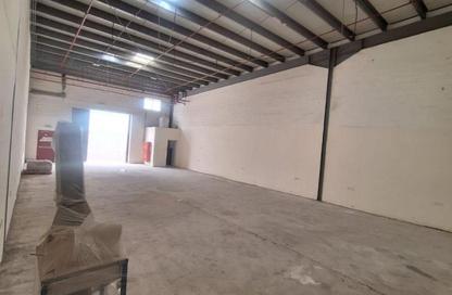 Warehouse - Studio - 1 Bathroom for rent in Umm Al Thuoob - Umm Al Quwain