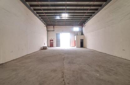 Warehouse - Studio - 1 Bathroom for rent in Umm Al Thuoob - Umm Al Quwain
