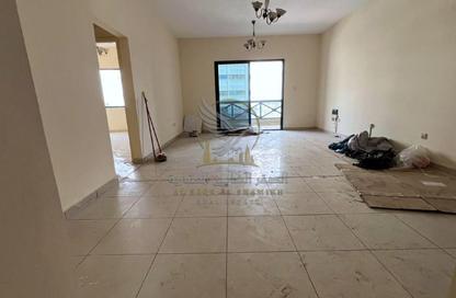 Apartment - 2 - 2 for rent in Al Soor Building - Al Soor - Al Qasimia - Sharjah Apartment - 2 - 2 for rent in Al Soor Building - Al Soor - Al Qasimia - Sharjah
