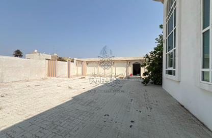 Villa - Studio - 5 for sale in Al Hazana - Al Riqqa - Sharjah