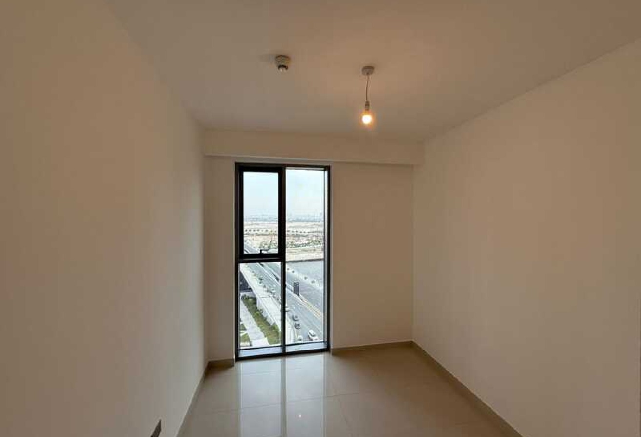 SPACIOUS 2BR | PARK VIEW | UNFURNISHED gallery image