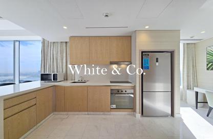 Apartment - 1 Bedroom - 2 Bathrooms for rent in The Palm Tower - Palm Jumeirah - Dubai