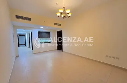 شقة - غرفة نوم - 2 حمامات للايجار في غلوبال غولف ريزيدنس 2 - مدينة دبي الرياضية - دبي