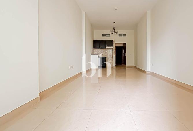 81932187 - Property Image 3