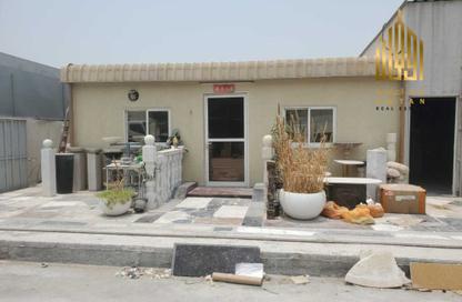 Warehouse - Studio - 7+ Bathrooms for sale in Industrial Area 17 - Sharjah Industrial Area - Sharjah