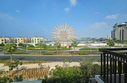 Villa - 3 - 5 for rent in Sur La Mer 1 - Sur La Mer - Jumeirah 1 - Jumeirah - Dubai Villa - 3 - 5 for rent in Sur La Mer 1 - Sur La Mer - Jumeirah 1 - Jumeirah - Dubai