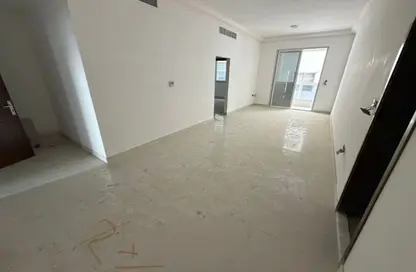 Apartment - 2 Bedrooms - 2 Bathrooms for rent in Al Jurf 2 - Al Jurf - Ajman Downtown - Ajman