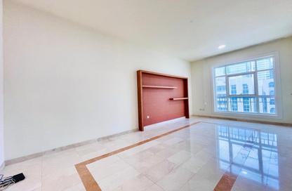 Apartment - 2 Bedrooms - 3 Bathrooms for rent in Al Khazna Tower - Al Najda Street - Abu Dhabi