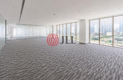 Office Space - Studio - 1 Bathroom for rent in Standard Chartered bank - Downtown Dubai - Dubai