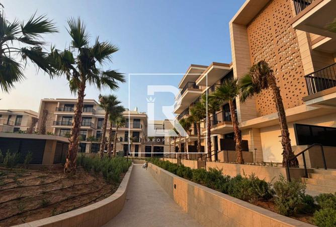 جديد تمامًا | مجتمع رئيسي | إطلالة على حمام السباحة