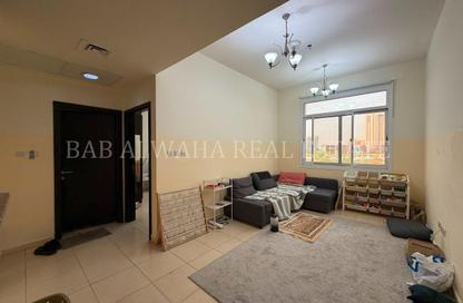 Apartment - 1 Bedroom - 1 Bathroom for rent in Mazaya 10B - Queue Point - Liwan - Dubai