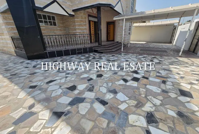 160558995 - Property Image 2