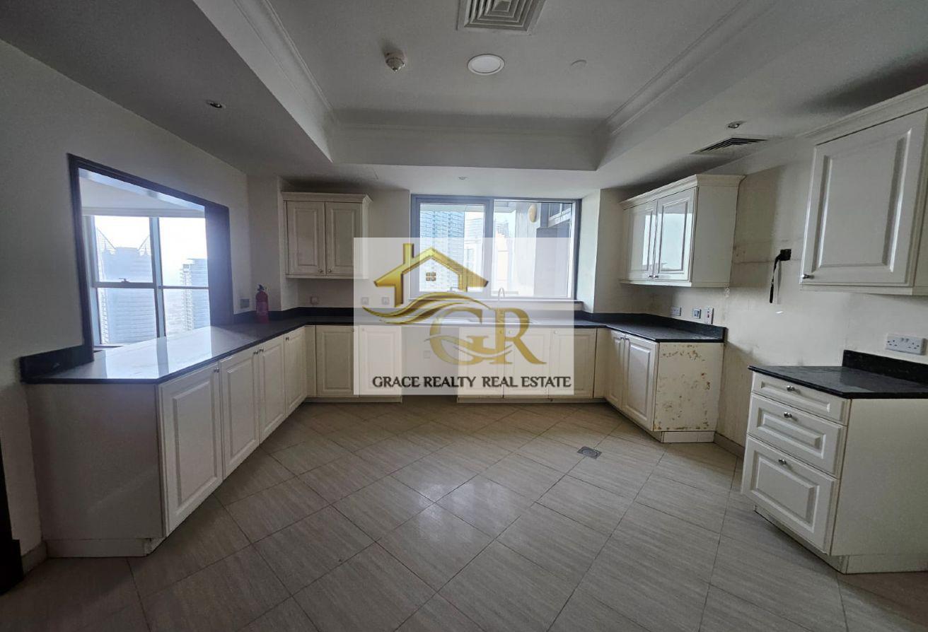 Premium 4BR Penthouse | Massive Layout | Unfurnish photo 23