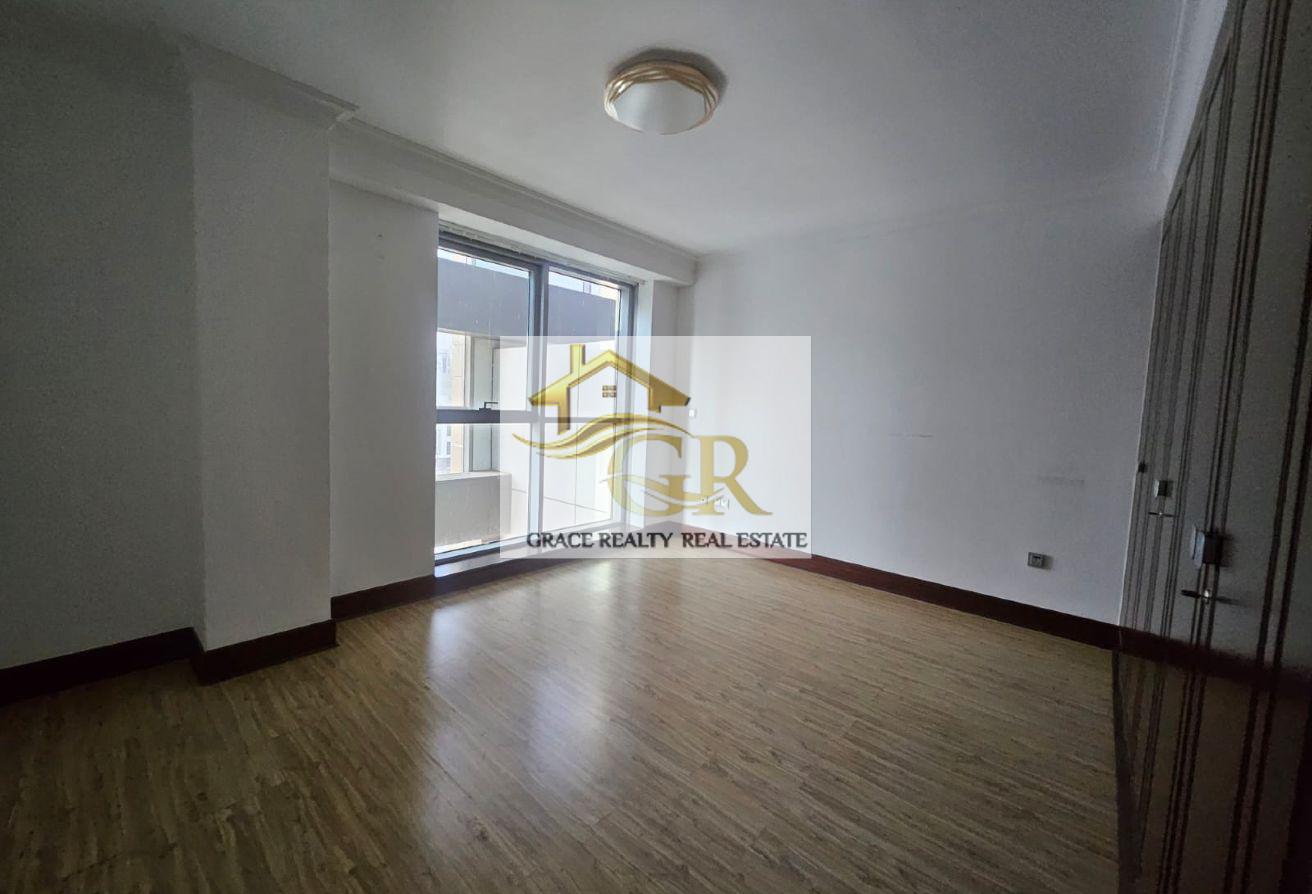 Premium 4BR Penthouse | Massive Layout | Unfurnish photo 4