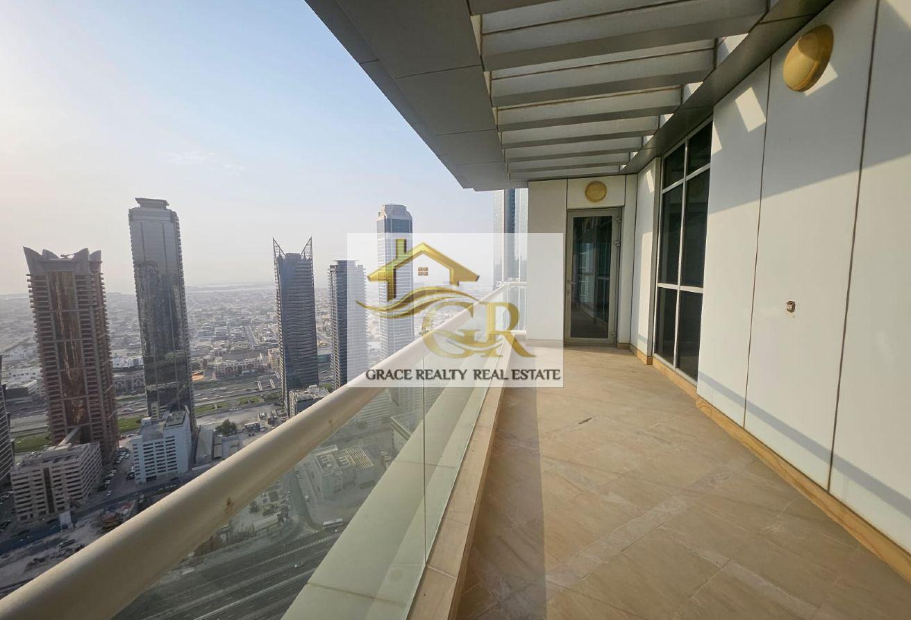 Premium 4BR Penthouse | Massive Layout | Unfurnish photo 22