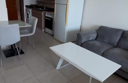 Apartment - Studio - 1 for rent in Palace Tower 2 - Palace Towers - Dubai Silicon Oasis - Dubai