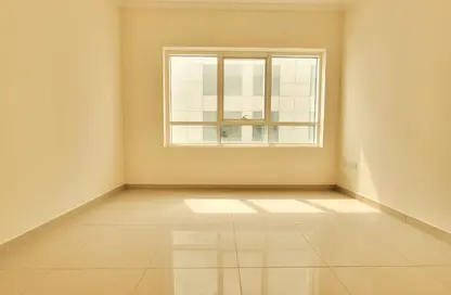Apartment - 1 Bedroom - 2 Bathrooms for rent in Al Khan Corniche - Al Khan - Sharjah
