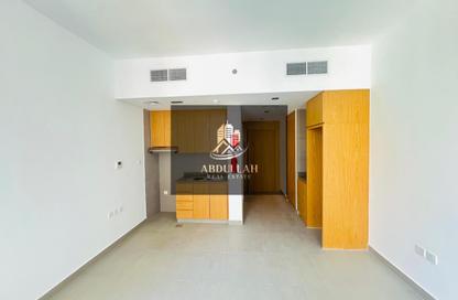 Apartment - Studio - 1 Bathroom for rent in RB 4 - Al Mamsha - Muwaileh - Sharjah