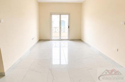 Apartment - 2 - 2 for rent in Muwaileh 29 Building - Muwaileh - Sharjah