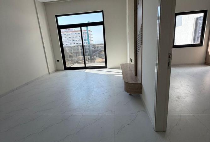 58198345 - صورة العقار 3