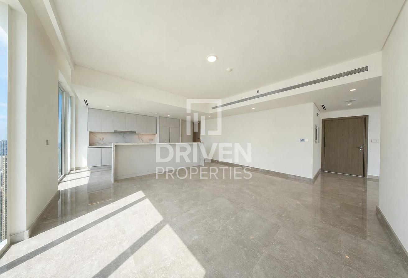 Elegant Penthouse | Prime Waterfront | Sea View photo 7