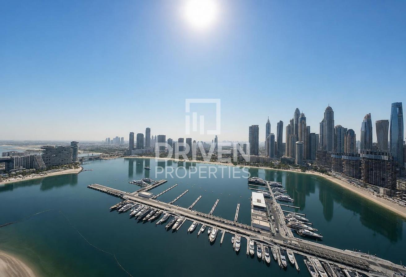 Elegant Penthouse | Prime Waterfront | Sea View photo 26