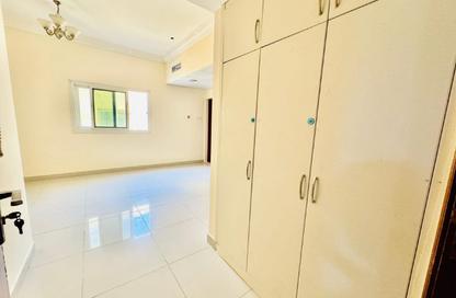 Apartment - Studio - 1 Bathroom for rent in Fire Station Road - Muwaileh - Sharjah