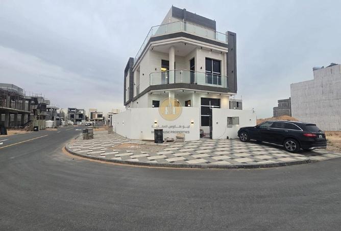 76982293 - Property Image 3