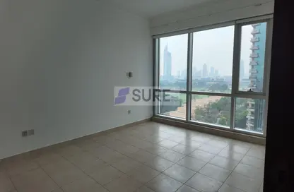 شقة - غرفة نوم - 2 حمامات للايجار في تفريعة القنال 1 - أبراج الجولف - مدينة دبي الرياضية - دبي