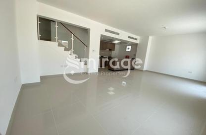 Townhouse - 3 - 3 for sale in Manazel Al Reef 2 - Al Samha - Abu Dhabi