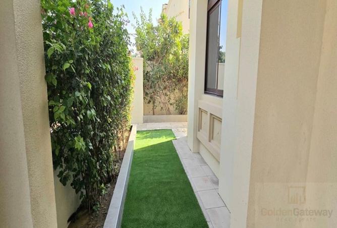 87032899 - Property Image 2