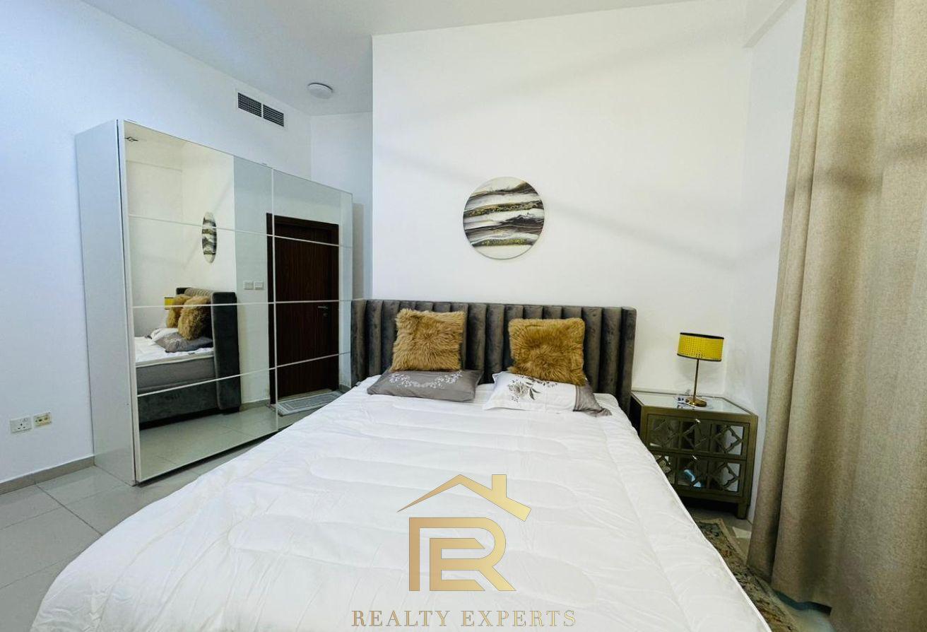 EXQUISITE 1BR | MODERN FURNISHED | READY TO MOVE!! photo 5