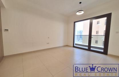 Apartment - Studio - 1 Bathroom for rent in Bin Suloom Building - Al Jaddaf - Dubai