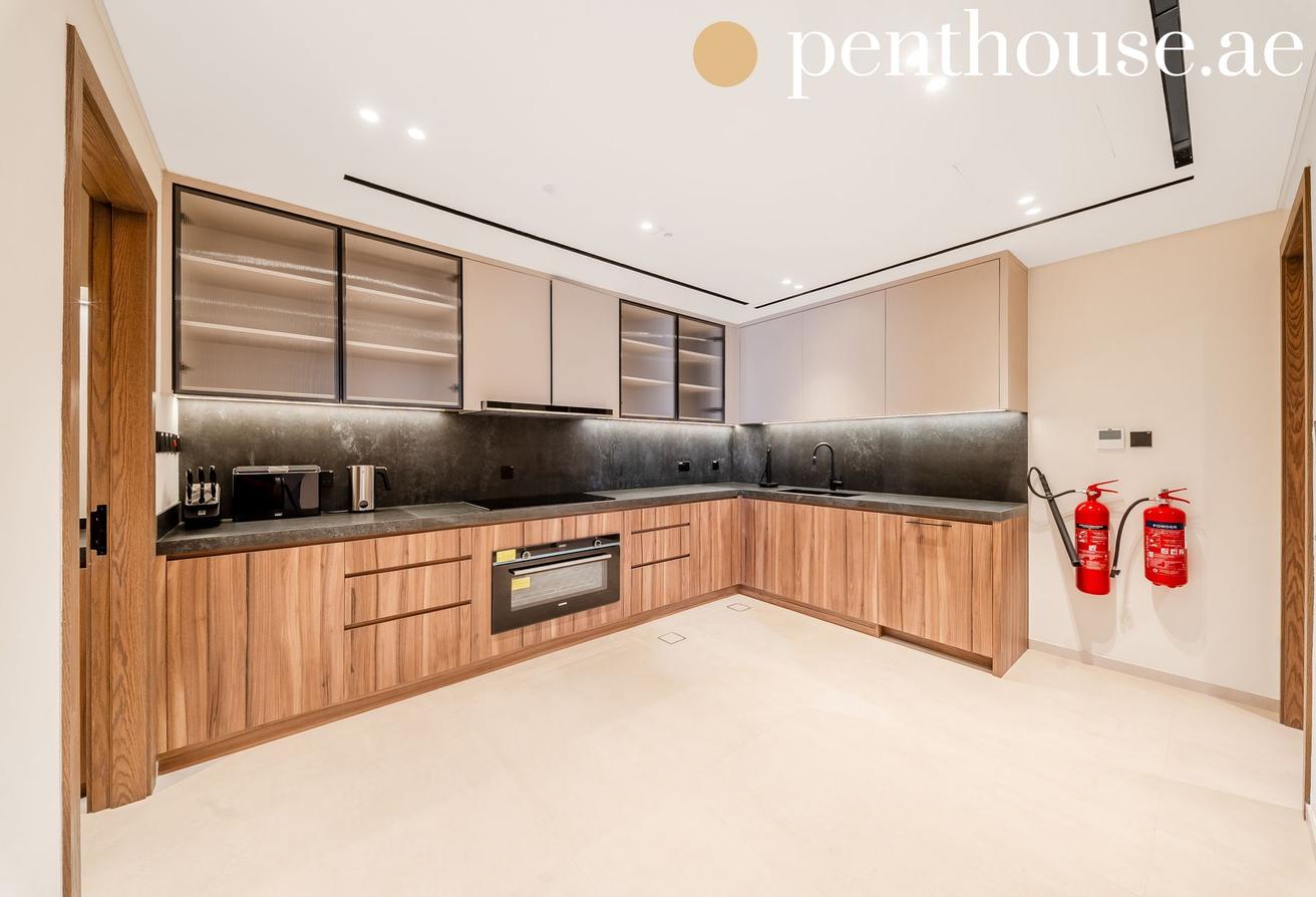 Boutique Penthouse | Furnished | Negotiable photo 15
