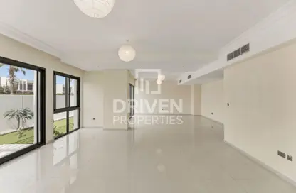 فيلا - 6 غرف نوم - 7 حمامات للبيع في فلل اوروم - كلاريت - داماك هيلز 2 - دبي