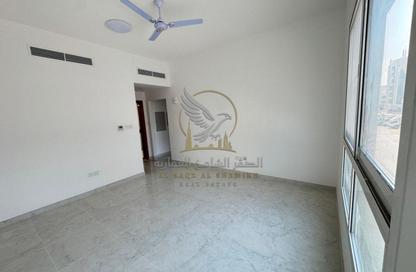 Apartment - 2 - 3 for rent in Corniche Tower - Ajman Corniche Road - Ajman