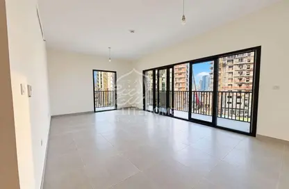 Apartment - 3 Bedrooms - 4 Bathrooms for sale in Aysha Residence - Maryam Island - Al Khan - Sharjah
