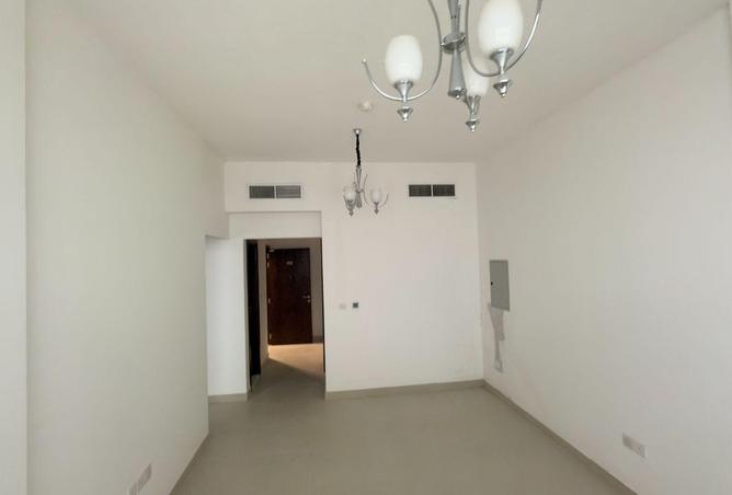 96529943 - Property Image 2