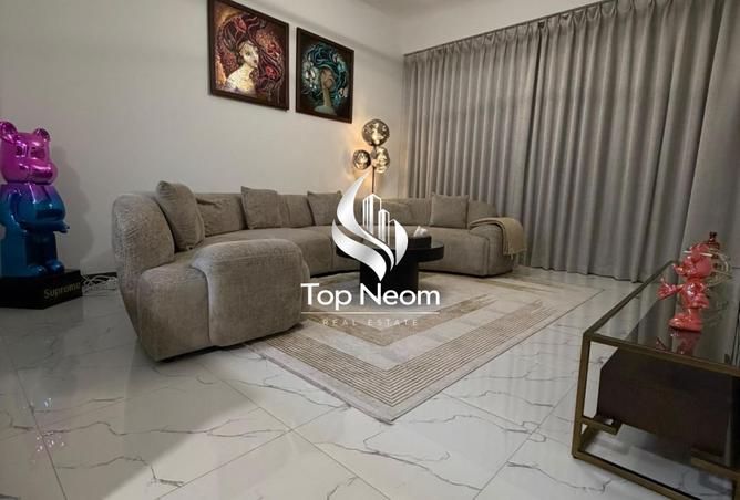 FULLY FURNISHED - READY TO MOVE - BOOK NOW